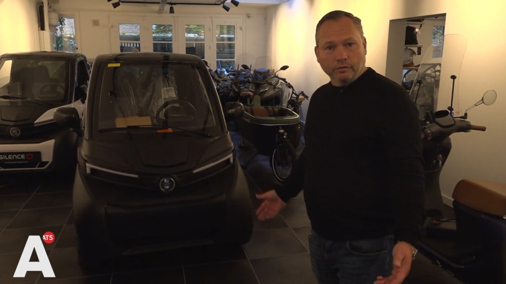 Brommobielen 'zo goed als onverkoopbaar' na stoppen proef parkeervergunningen