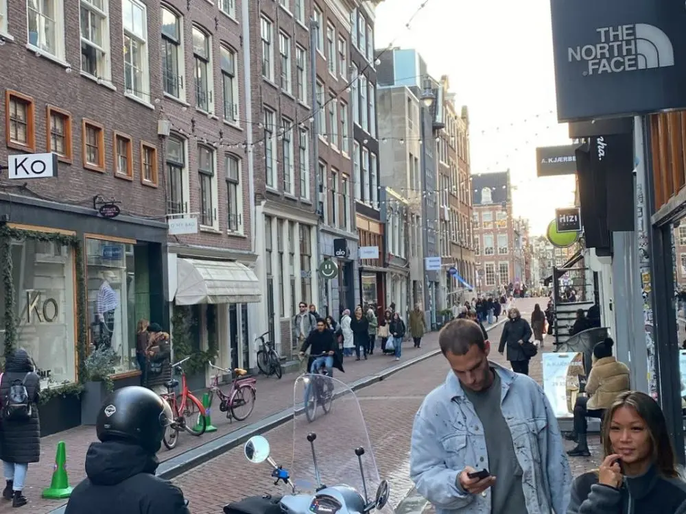 547961.78969e1.webp?width=1000&ratio=4:3&quality=70