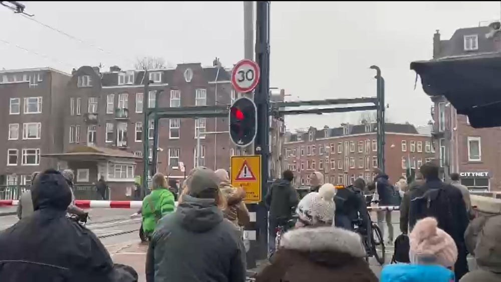 Kinkerbrug sloot niet meer goed, probleem inmiddels verholpen