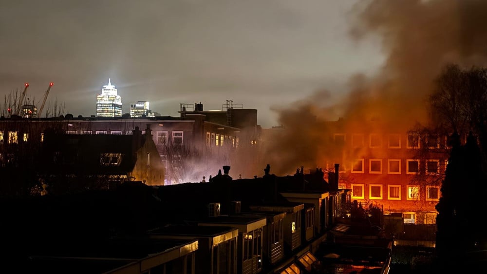Brand in woning aan de Lutmastraat