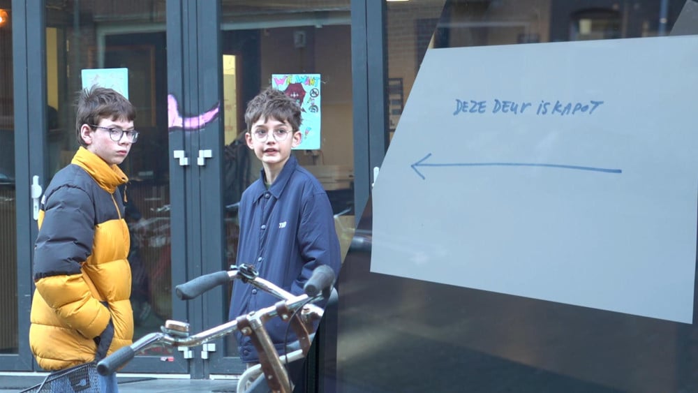 Scholenkoepels teleurgesteld over blokkades XR: "Mag niet over ruggen van leerlingen gaan"