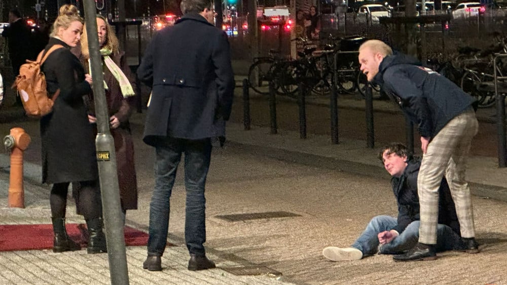 Ja21-fractievoorzitter Kevin Kreuger op straat mishandeld na AT5-debat