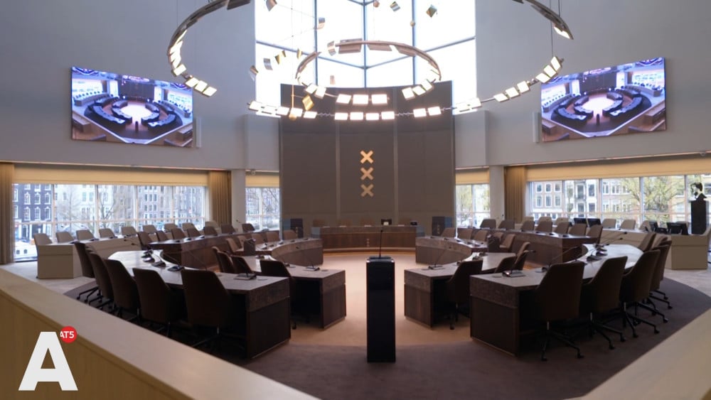 Raadzaal na negen maanden verbouwen vanaf vandaag weer in gebruik