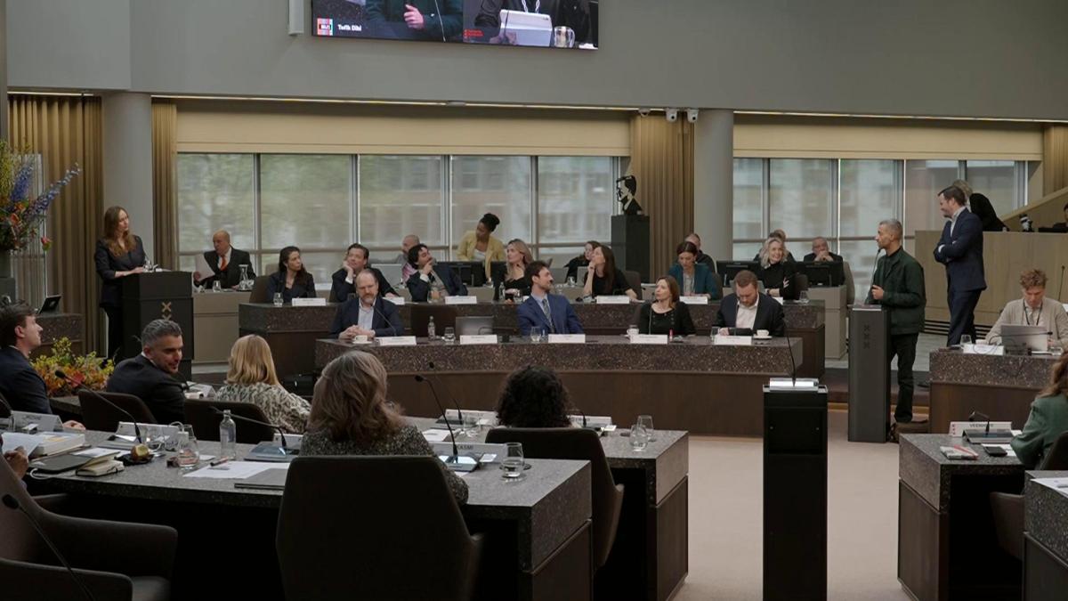 Raad debatteert over coalitieakkoord en nieuwe wethouders, vanaf 12.30 uur live op AT5
