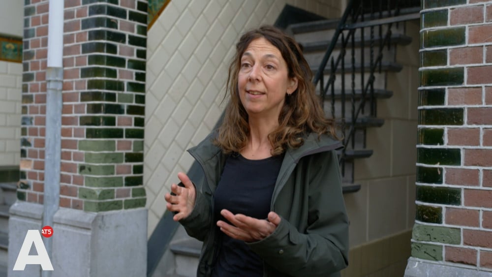 Podcast De Vondeling: Masa en Eva vonden een baby: "Het was een heel zielig huiltje"