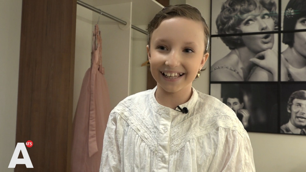 Mila (11) en Imara (18) schitteren vanavond in DeLaMar Theater na ziekte: "Droom die uitkomt"