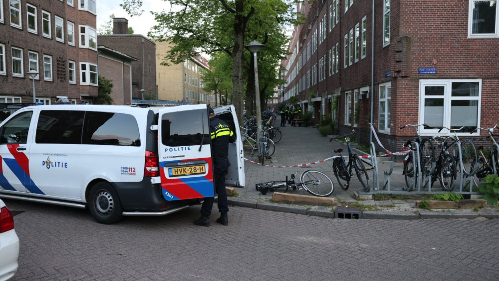 Verdachte (16) meldt zich voor steekincident in woning Stuyvesantstraat