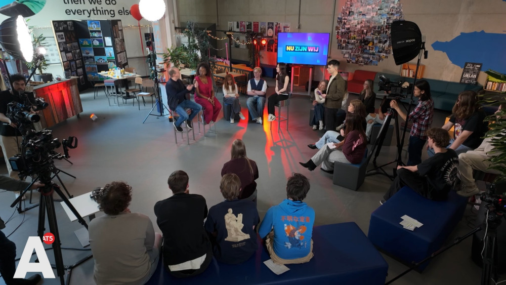 Wie bepaalt het nieuws? ROC-studenten in gesprek over media, veiligheid en online invloed