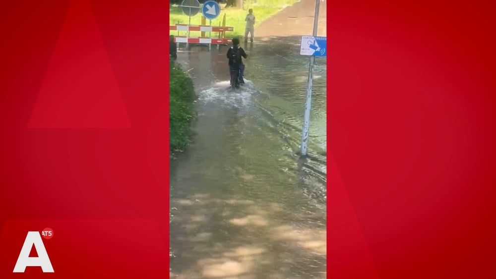 Hoofdleiding kapot bij werkzaamheden: drie miljoen liter water op straat in Noord