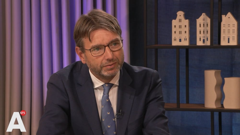 Woonwethouder Van Weyenberg: "Nieuwe coalitie moet geld bijleggen of ambities aanpassen"