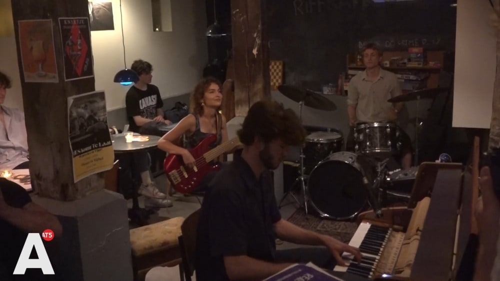 Jazz old-fashioned? Not according to these young people: I'm surprised how busy it is every night