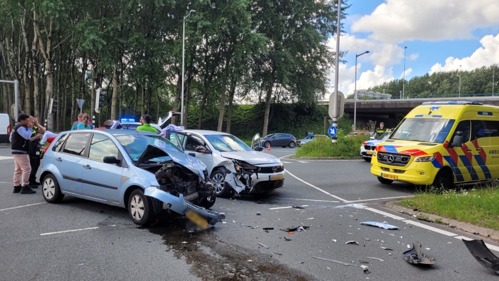 Gewonde bij ongeluk in Noord, automobilist aangehouden voor rijden onder invloed