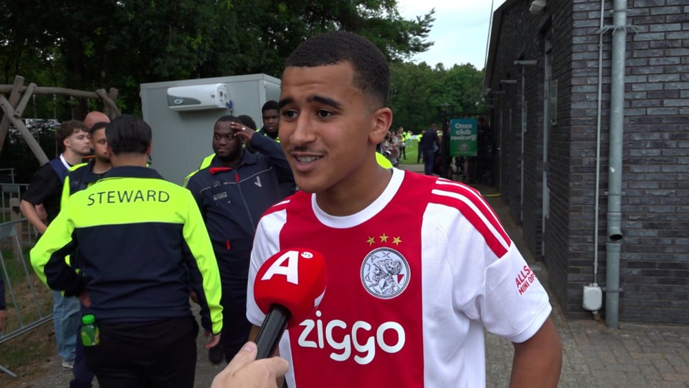 Toptalent Abdellah Ouazane hoopt op Eredivisie-debuut, maar is geduldig: "Ik ben nog jong"