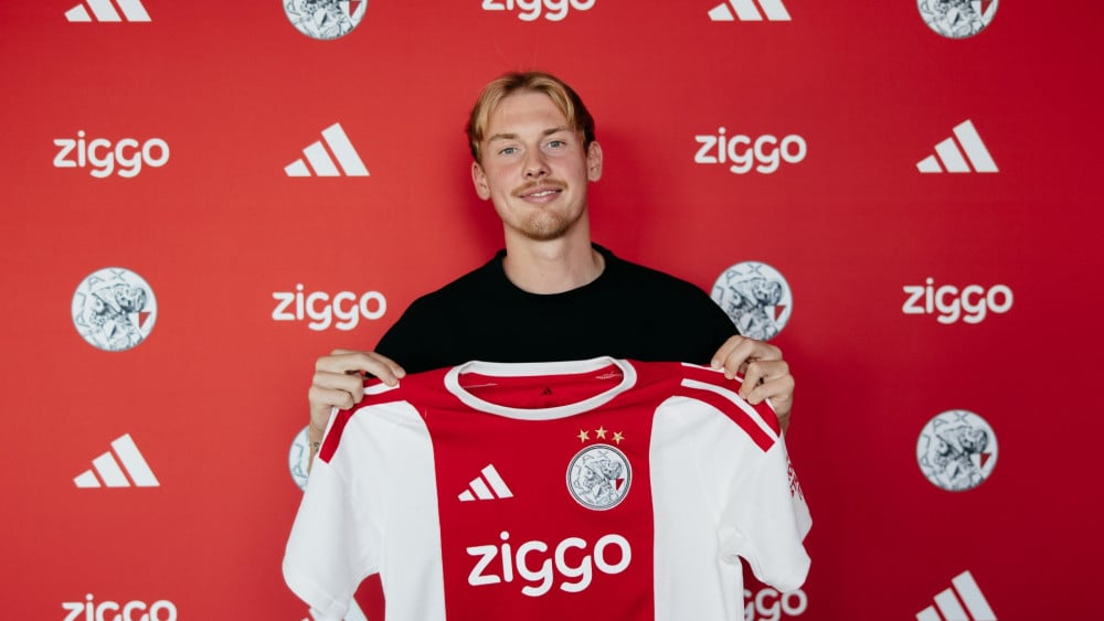 Ajax stunt met komst transfervrije Julian Brandt, Duitser tekent voor drie seizoenen