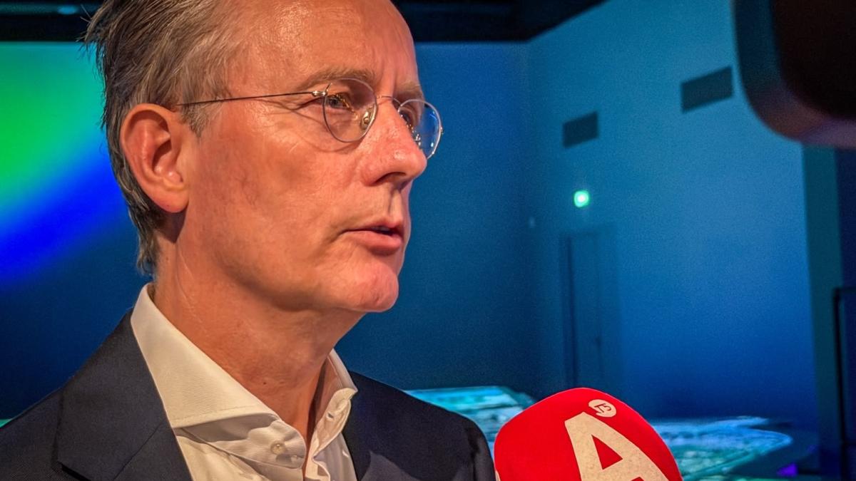 Amsterdam heeft volgens wethouder Financiën ondanks miljardenschuld niet op te grote voet geleefd