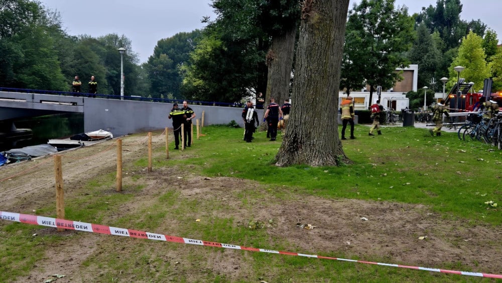 Lichaam gevonden in het water bij Postjeskade