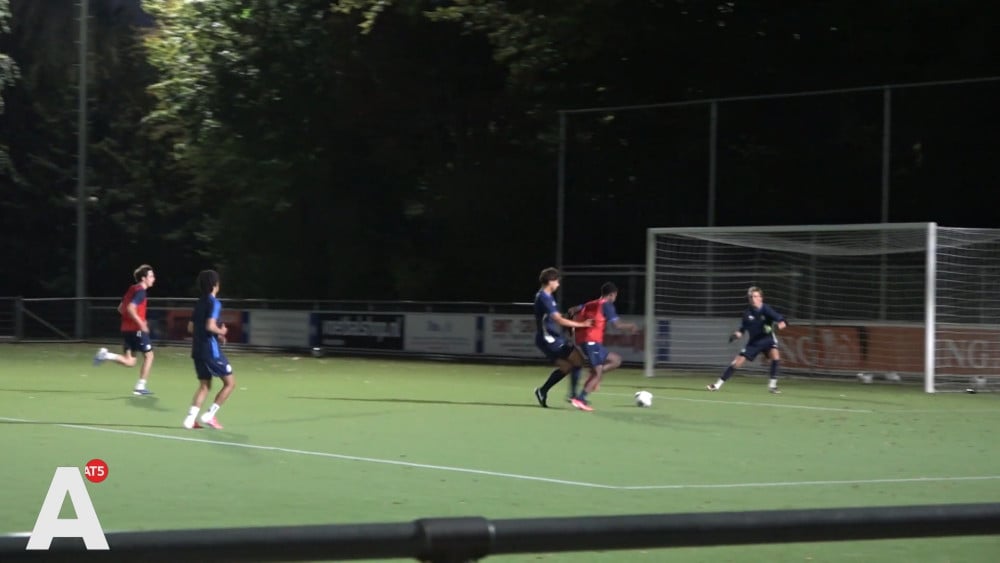 Blessures bij spelers WV-HEDW door glad kunstgras: senioren weigeren te voetballen op hoofdveld