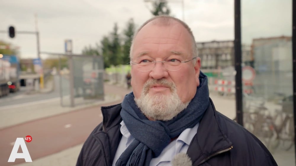 Verkeersexpert en dj op queerfeesten: Walther Ploos van Amstel leidde een veelzijdig leven