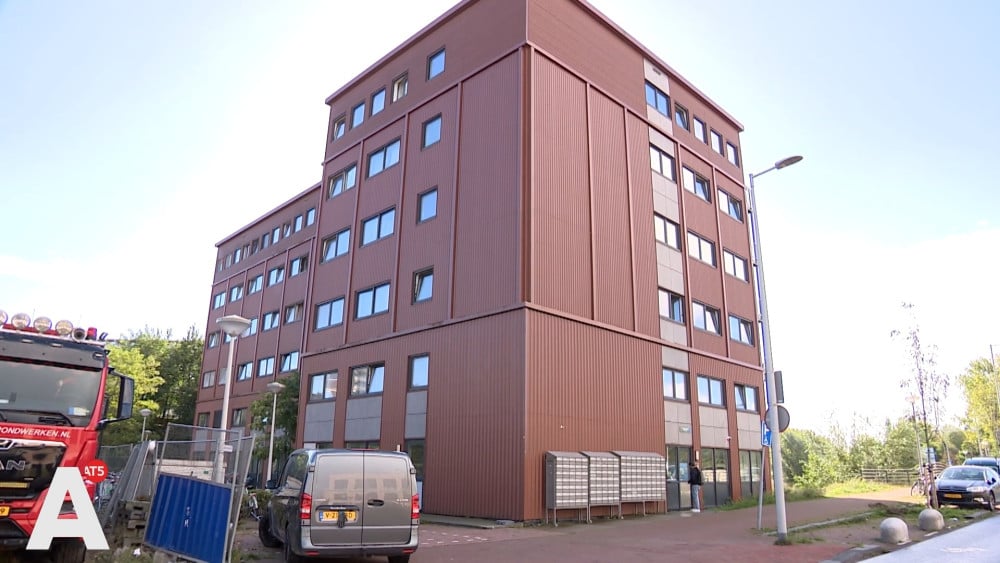 Jongeren in Startblok Elzenhagen voelen zich niet veilig vanwege agressieve medebewoner