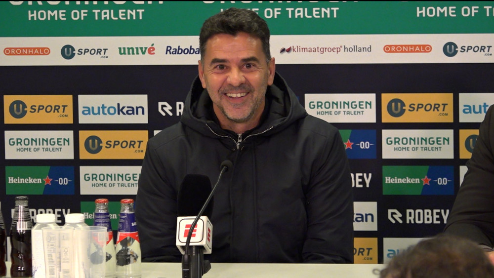 Míchel Sánchez ziet strijdlustig Ajax en kan weer lachen na winst tegen Groningen